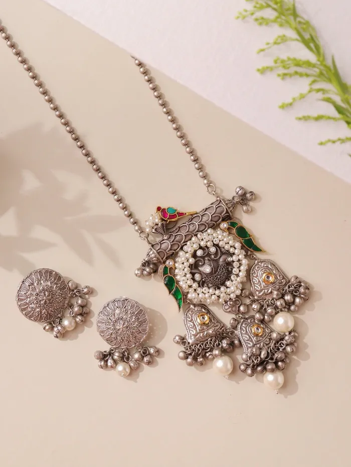 Aria Parrot and Pearls Long Necklace Set Curio Cottage Necklaces Aria Parrot and Pearls Long Necklace Set Curio Cottage Necklaces
