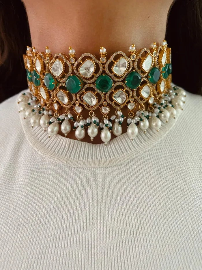 Necklaces PRERTO ECOMMERCE PRIVATE LIMITED Jara Emerald Kundan Pearl Drops Necklace Set Necklace Earrings Necklaces PRERTO ECOMMERCE PRIVATE LIMITED Jara Emerald Kundan Pearl Drops Necklace Set Necklace Earrings