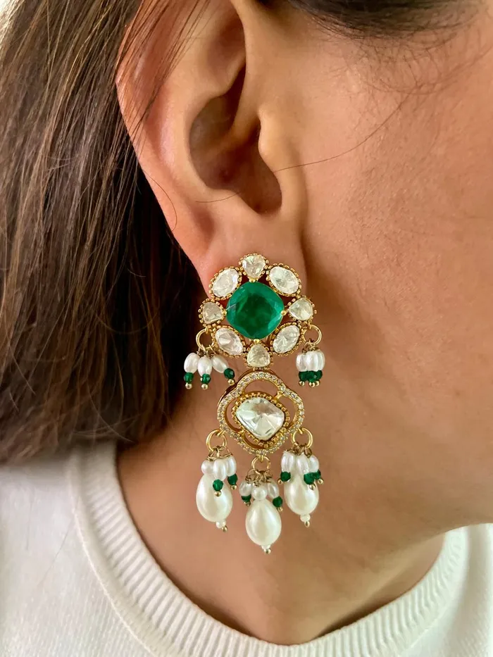 Necklaces PRERTO ECOMMERCE PRIVATE LIMITED Jara Emerald Kundan Pearl Drops Necklace Set Necklace Earrings