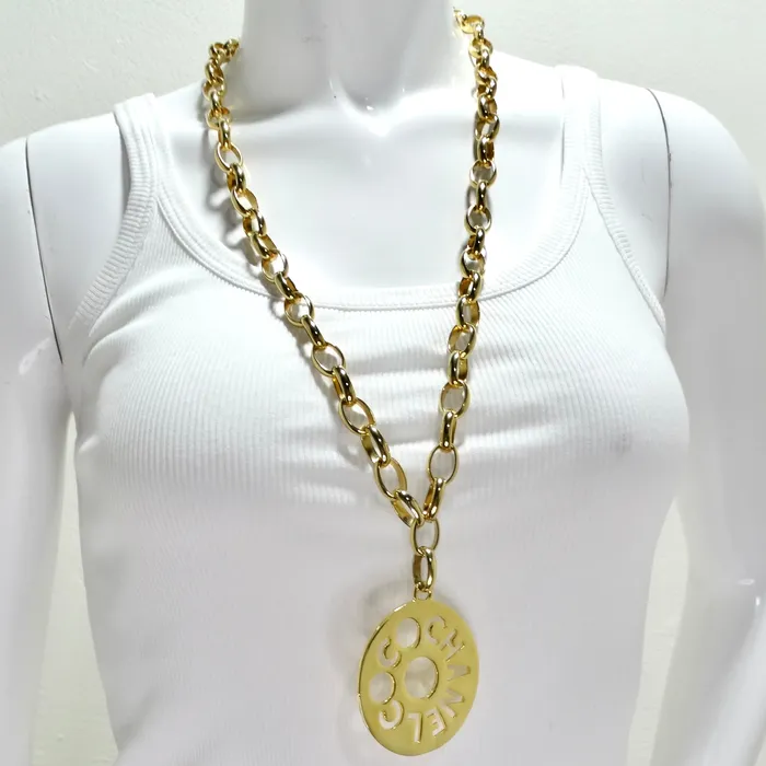 Vintage by Misty Necklaces Chanel 1970s Gold Tone Oversize Pendant Necklace