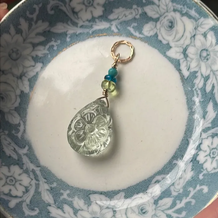 Necklaces Love Vintage Paris Carved Green Amethyst Flower Pendant Peridot Apatite and Turquoise Gold Filled Handmade Necklaces Love Vintage Paris Carved Green Amethyst Flower Pendant Peridot Apatite and Turquoise Gold Filled Handmade