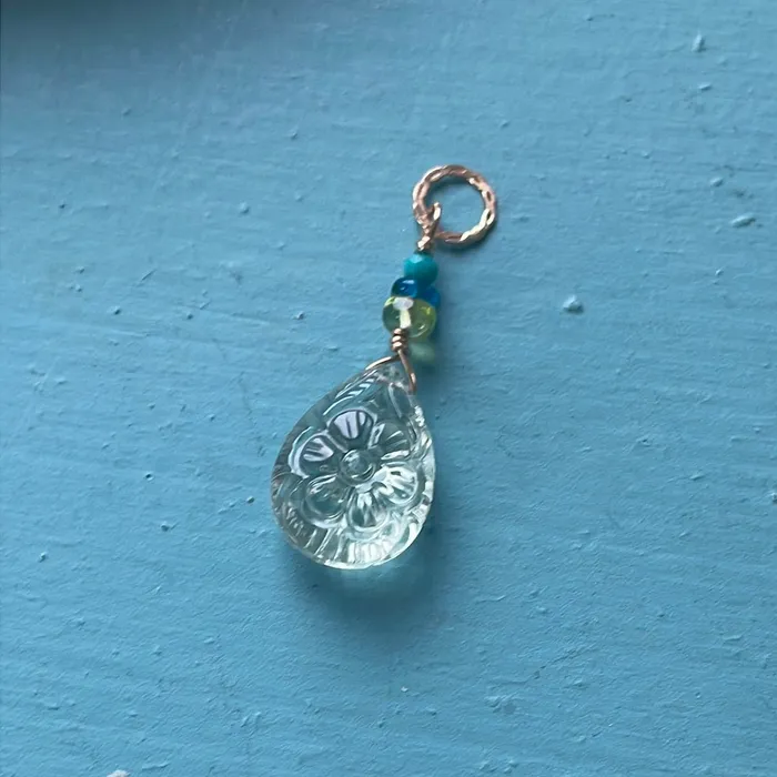 Necklaces Love Vintage Paris Carved Green Amethyst Flower Pendant Peridot Apatite and Turquoise Gold Filled Handmade