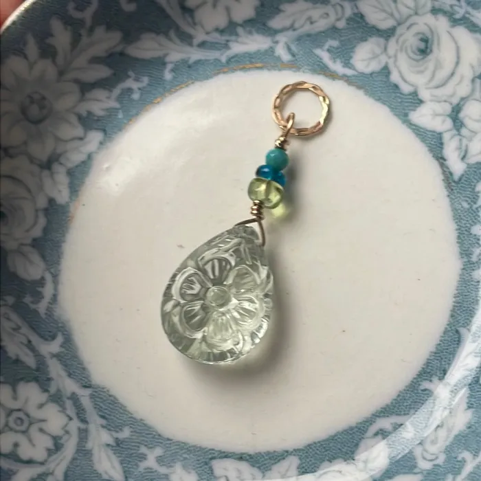 Necklaces Love Vintage Paris Carved Green Amethyst Flower Pendant Peridot Apatite and Turquoise Gold Filled Handmade