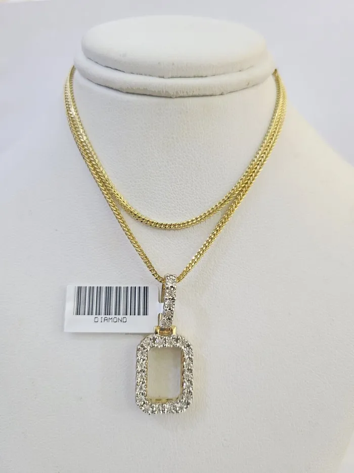 Necklaces Gold and Diamond 10K Franco Chain Diamond O Pendant Initial Charm Letter Necklace 1824 15mm Necklaces Gold and Diamond 10K Franco Chain Diamond O Pendant Initial Charm Letter Necklace 1824 15mm