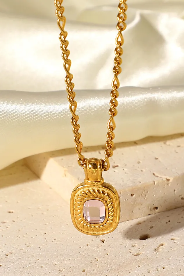 Trendsi Necklaces 18K Gold Plated Inlaid Rhinestone Pendant Necklace