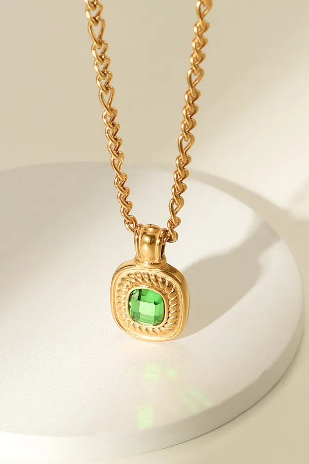 Trendsi Necklaces 18K Gold Plated Inlaid Rhinestone Pendant Necklace