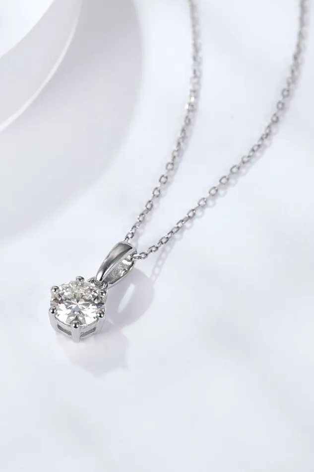 Trendsi Necklaces 2 Carat 6Prong Moissanite Pendant Necklace