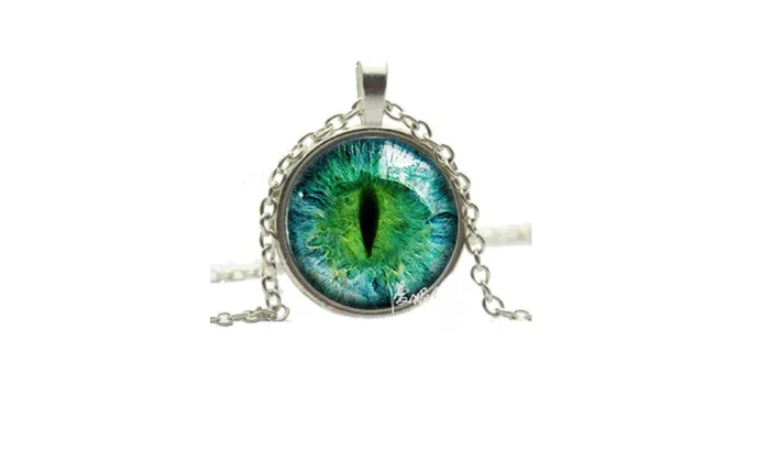 Necklaces New Vintage Silver Plated Charming Green Cat Eye Necklace Pendant sparklingselections Necklaces New Vintage Silver Plated Charming Green Cat Eye Necklace Pendant sparklingselections