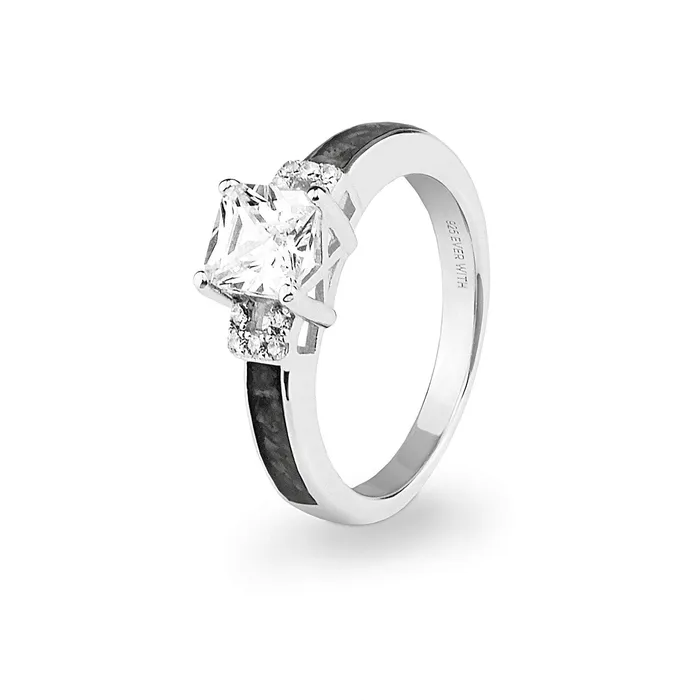 EverWith Rings EverWith Ladies Honor Memorial Ashes Ring with Fine Crystals