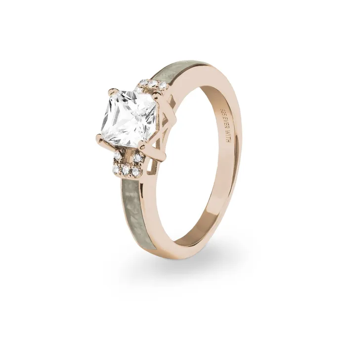 EverWith Rings EverWith Ladies Honor Memorial Ashes Ring with Fine Crystals