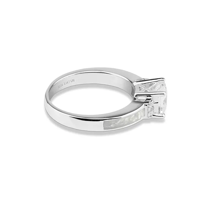 EverWith Rings EverWith Ladies Honor Memorial Ashes Ring with Fine Crystals