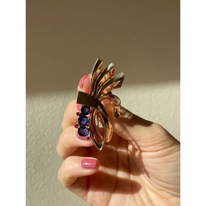 Trabert Hoeffer Trabert Hoeffer Reflection Retro Gold Sapphire Ruby Brooch PreStyled Sets